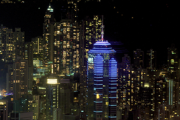 1 Cidade: 1 Atração = Sky 100 no ICC em Hong Kong