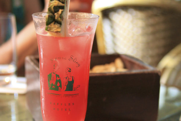 Singapore Sling no Raffles Hotel em Singapura